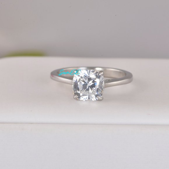 MOISSANITE DIAMOND 3.0ct CUSHION CUT WEDDING ENGAGEMENT RING - Picture 8 of 13